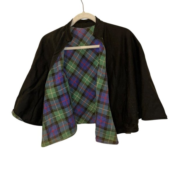 Vintage 50s Black Watch Green blue plaid reversible black Scottish Capelet 1 SZ - Picture 1 of 7